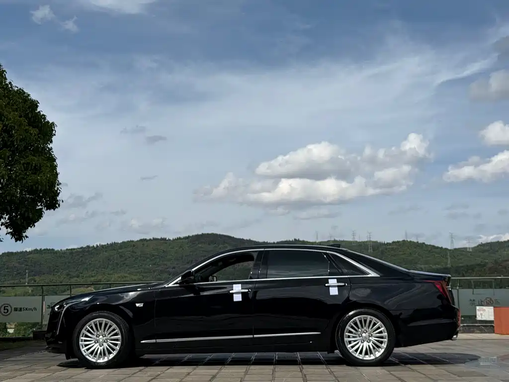 Cadillac CT6 2022 28T Luxury