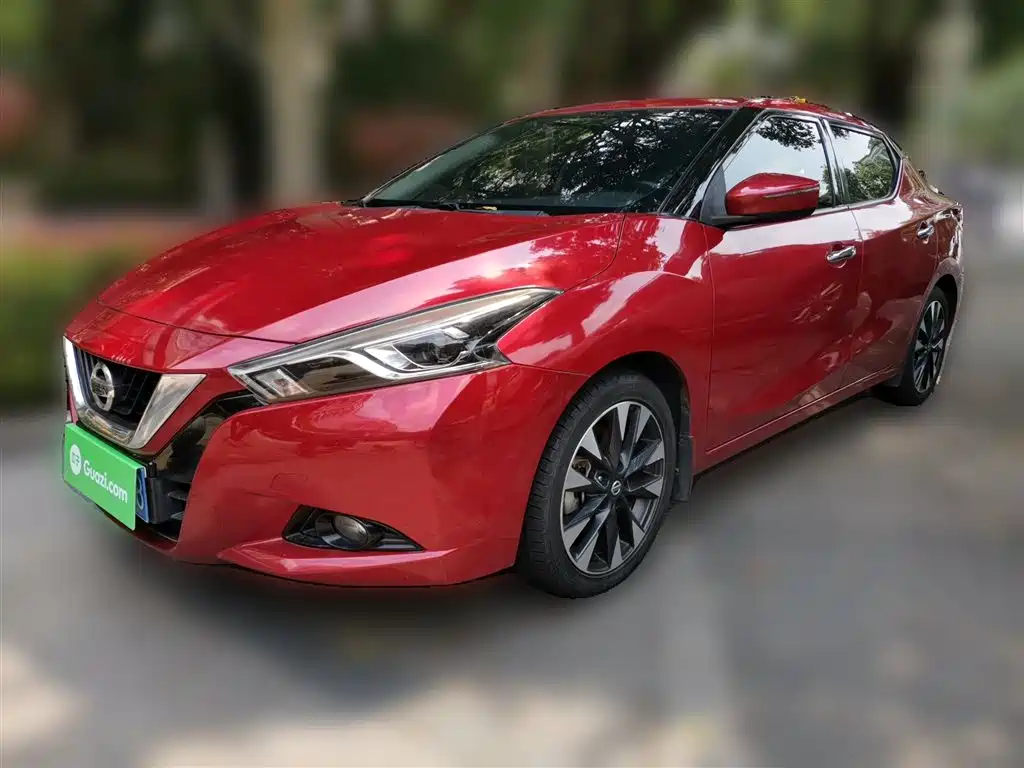 Nissan Bluebird 2020