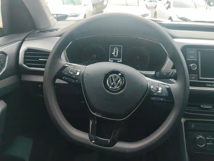 Volkswagen T-Cross — миниатюра 15