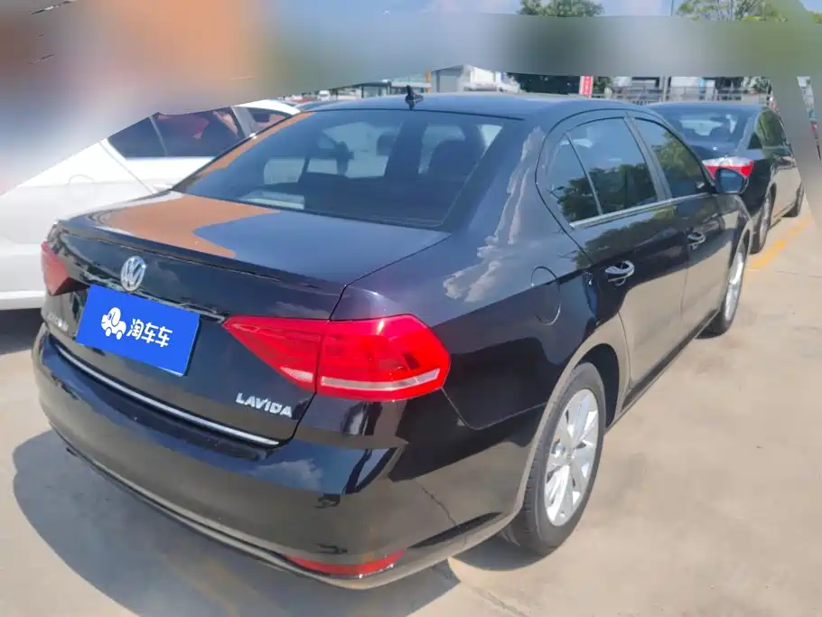 Volkswagen Lavida — миниатюра 3