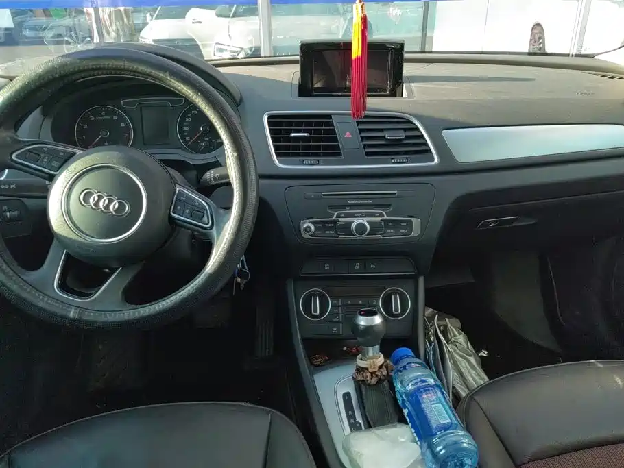 Audi Q3 — миниатюра 12