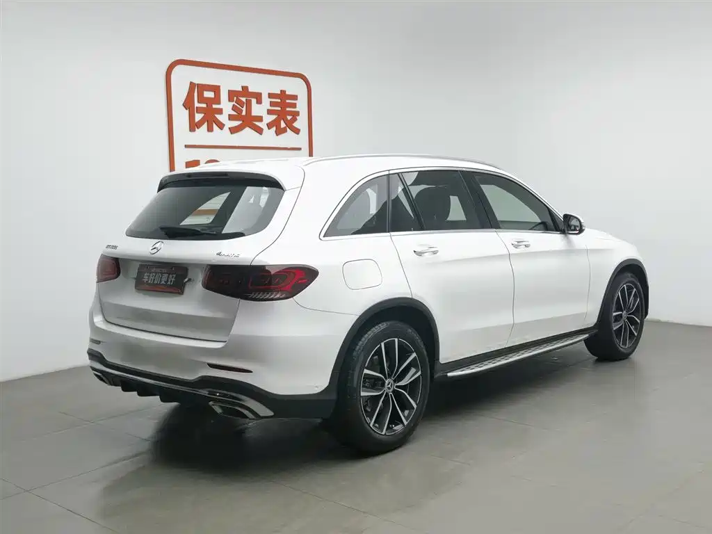 MERCEDES-BENZ GLC