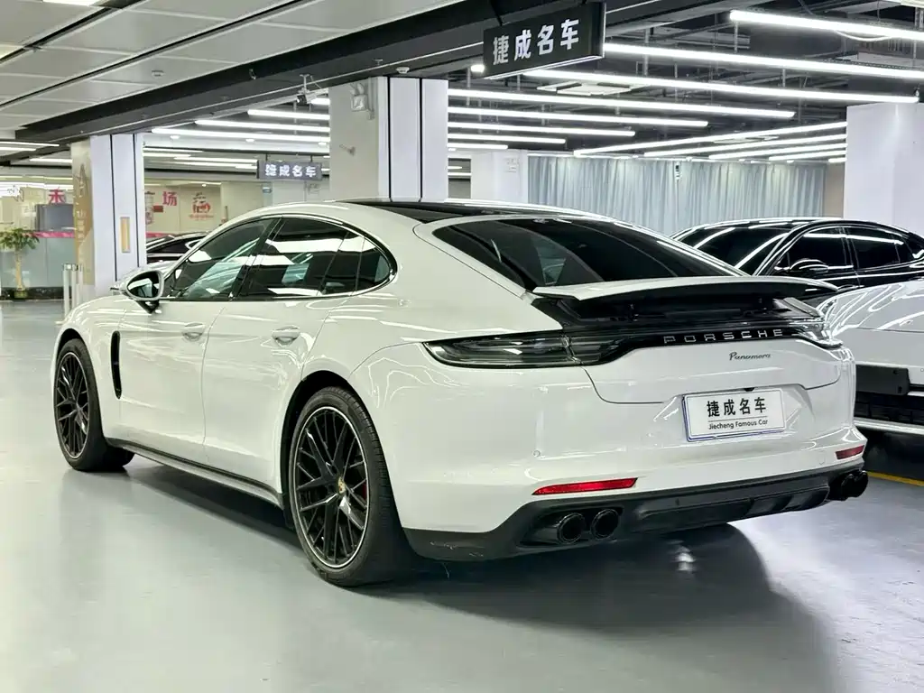 Porsche Panamera — миниатюра 7
