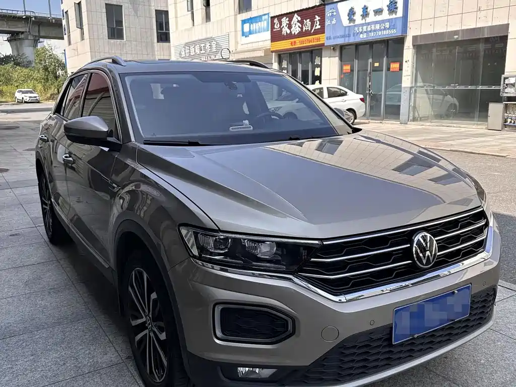 Volkswagen T-Roc — миниатюра 3