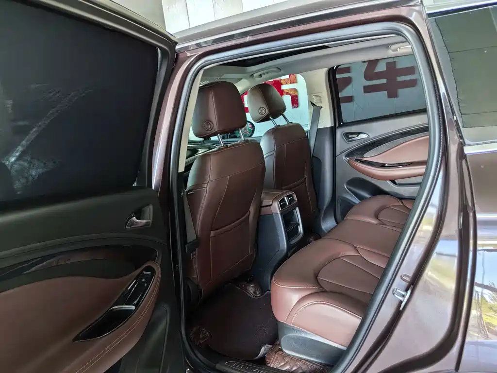 Buick Envision Plus — миниатюра 9