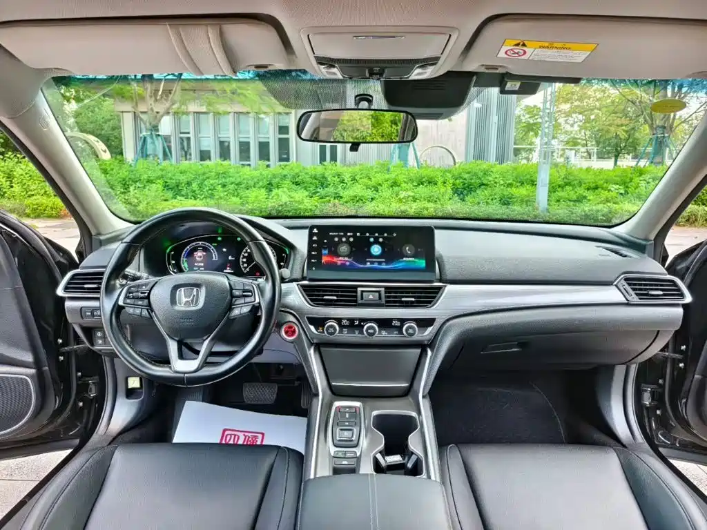 Honda Accord — миниатюра 5