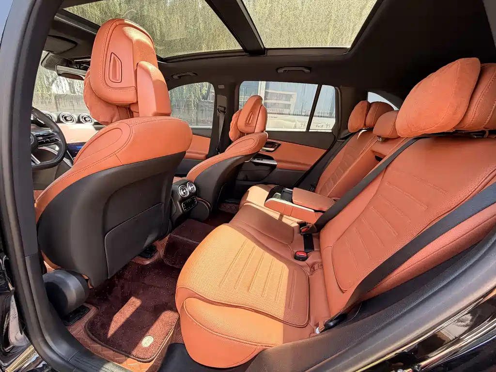 Mercedes-Benz GLC — миниатюра 8