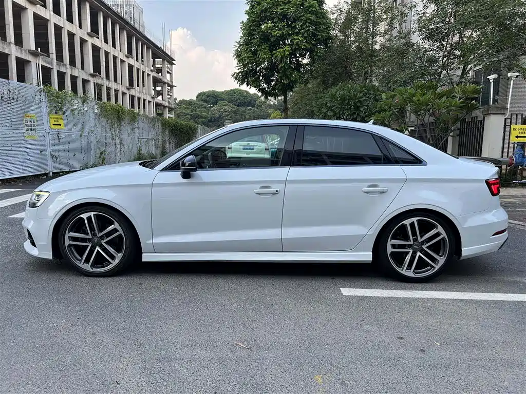Audi A3 — миниатюра 2