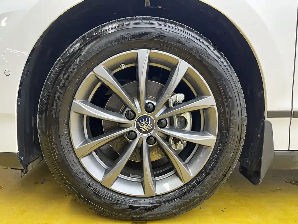 BYD Qin L — миниатюра 9