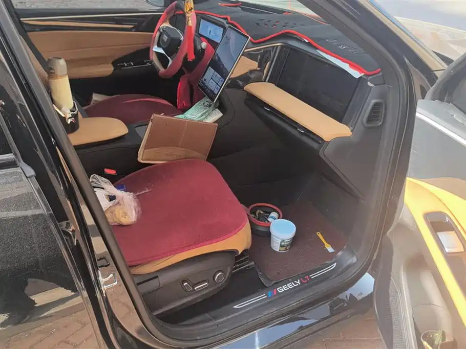 GEELY GALAXY GALAXY L7