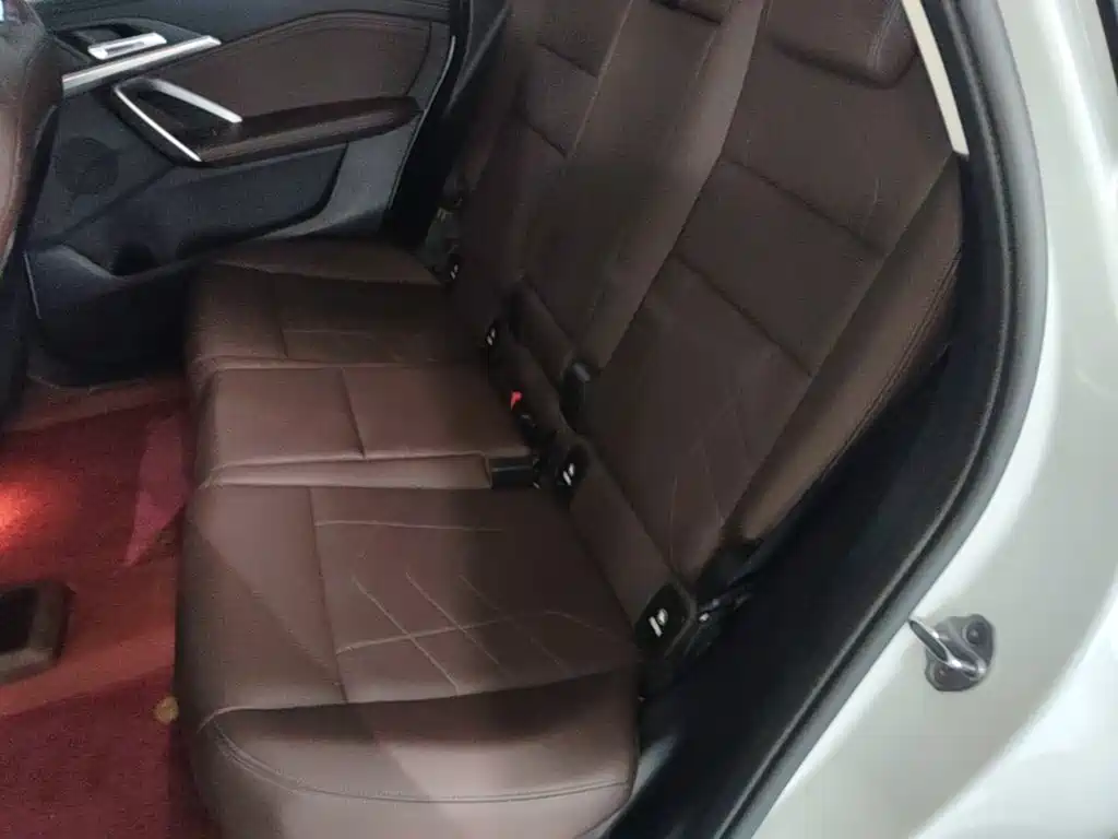 BMW iX1 — миниатюра 22