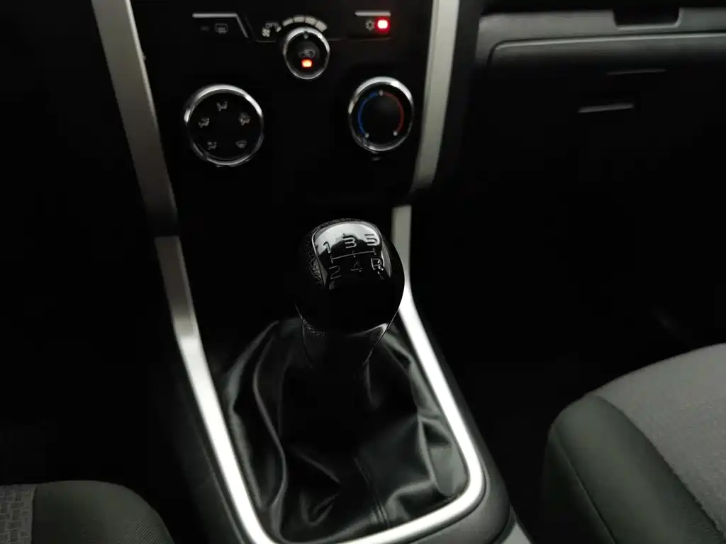 Isuzu D-MAX — миниатюра 13