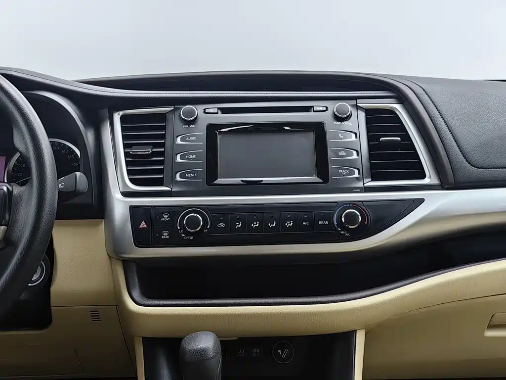 Toyota Highlander — миниатюра 12