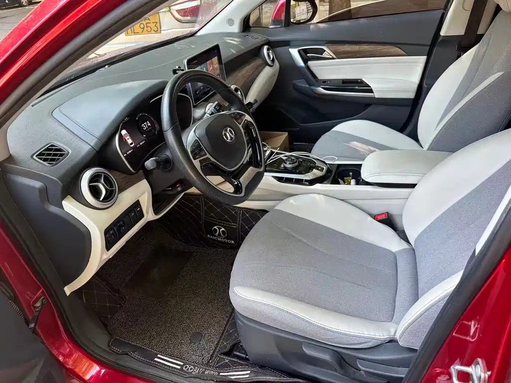 BAIC EU5 — миниатюра 7