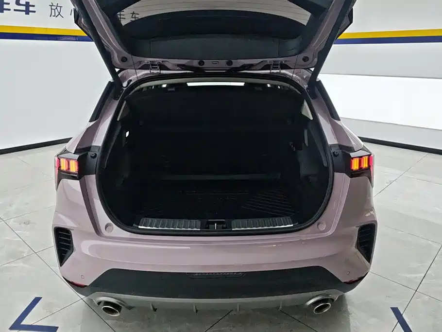 Lynk & Co 06 — миниатюра 4