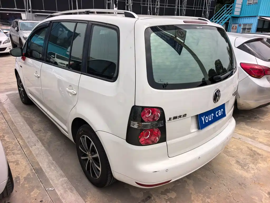Volkswagen Touran — миниатюра 4