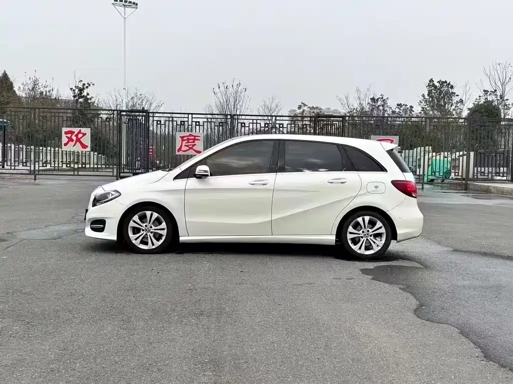 MERCEDES-BENZ B CLASS