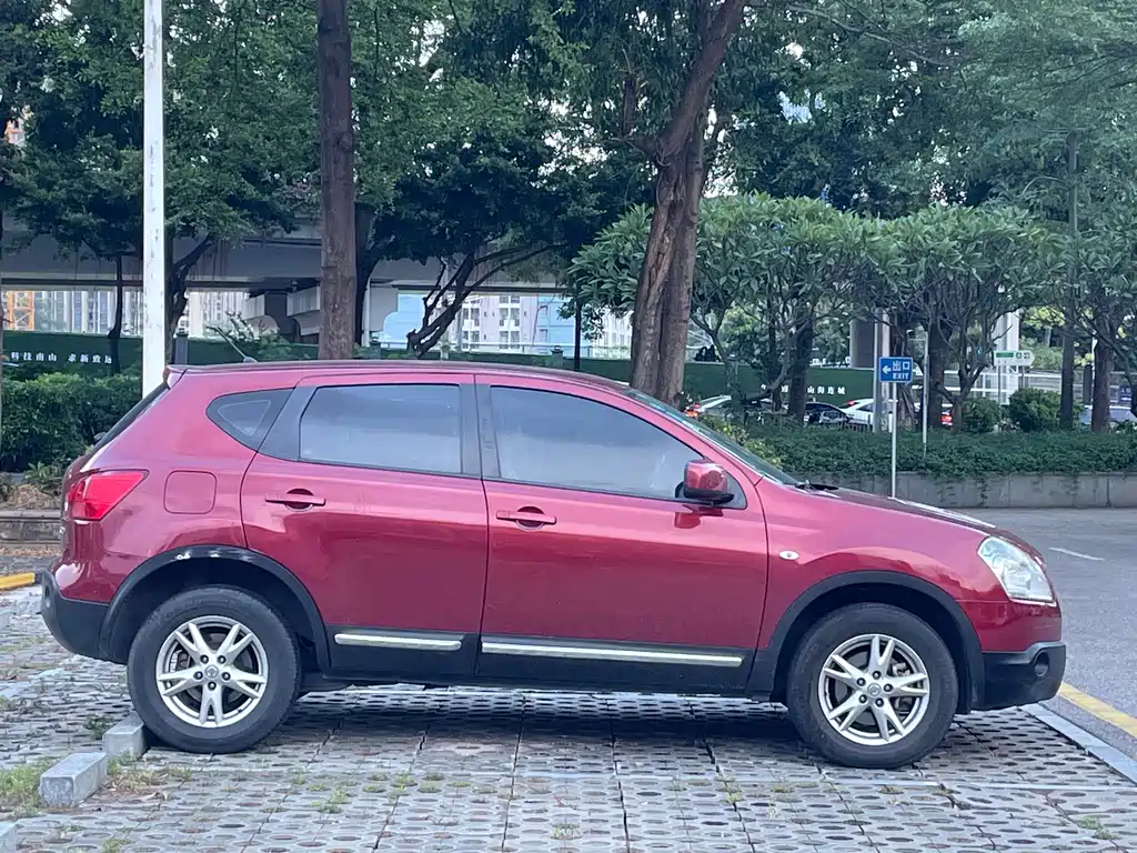 Nissan Qashqai — миниатюра 4