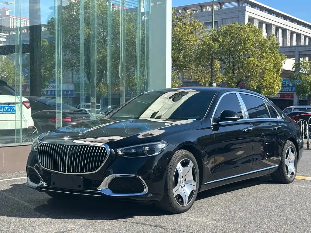 Mercedes-Benz S-Class 2025