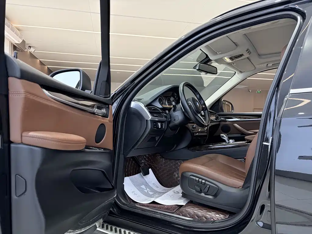 BMW X5 2015 xDrive28i