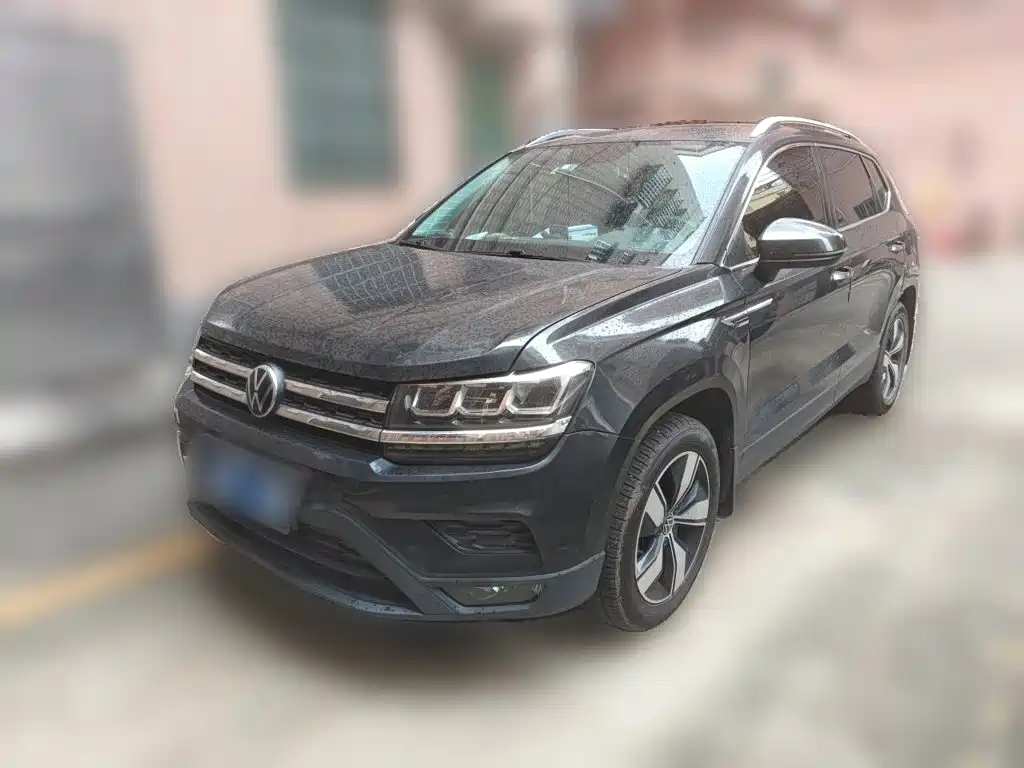Volkswagen Tharu