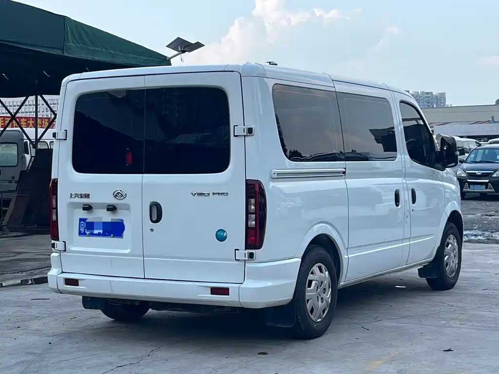 MAXUS V80 — миниатюра 4