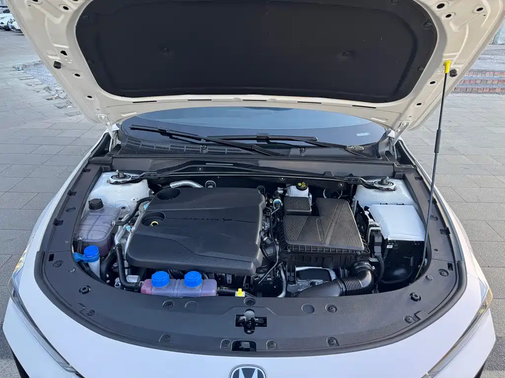 Changan UNI-V iDD — миниатюра 14