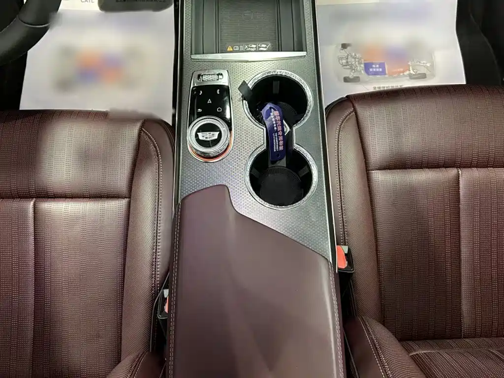 Cadillac XT5 — миниатюра 15