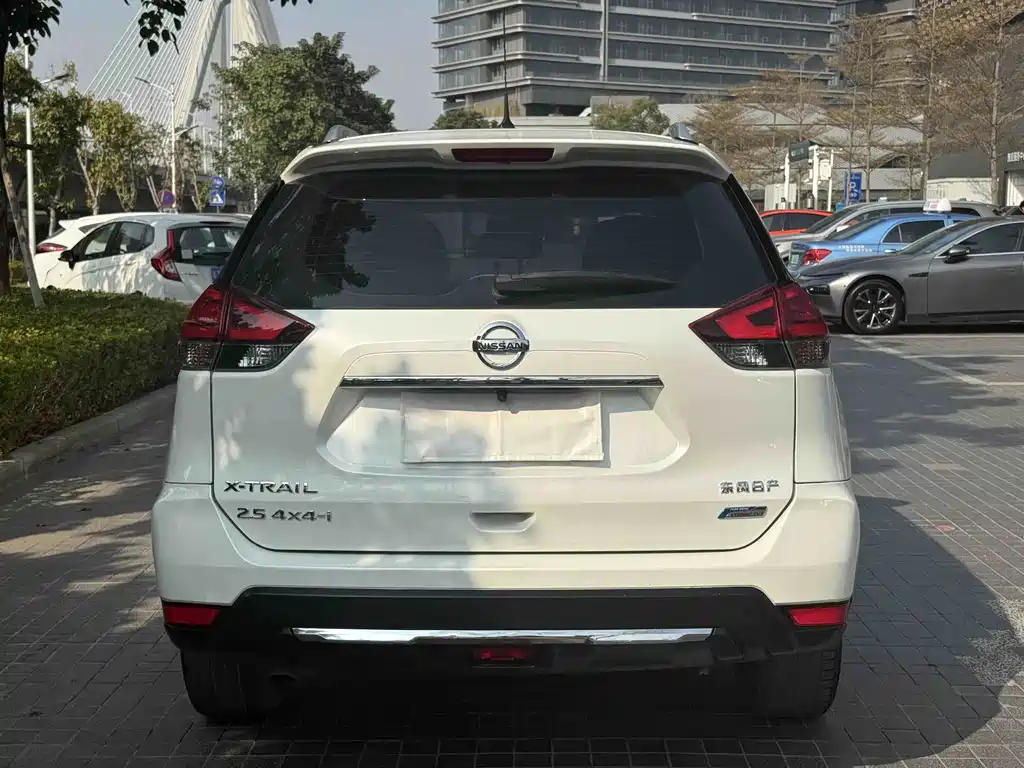 NISSAN QIJUN