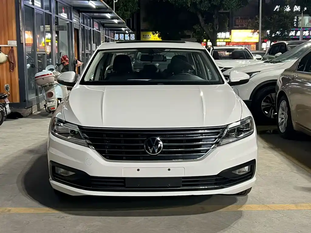 Volkswagen Lavida — миниатюра 2