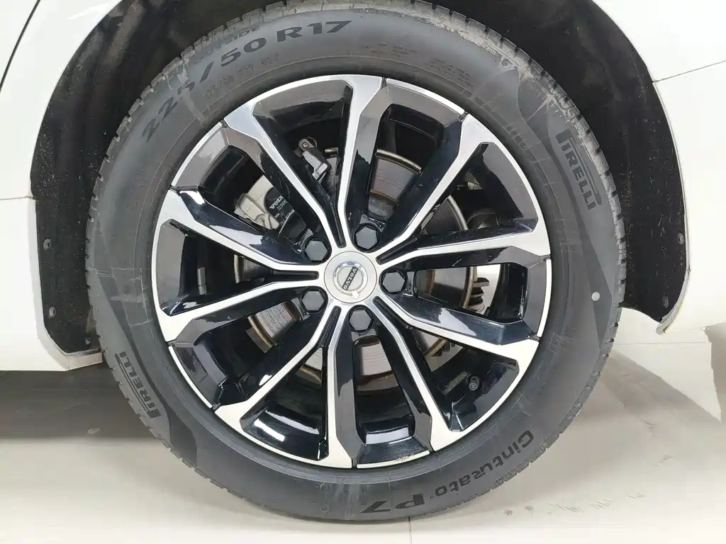 Volvo S60 2022 B4 Luxury