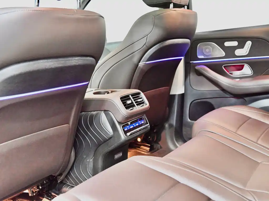 Mercedes-Benz GLE (Import) — миниатюра 13