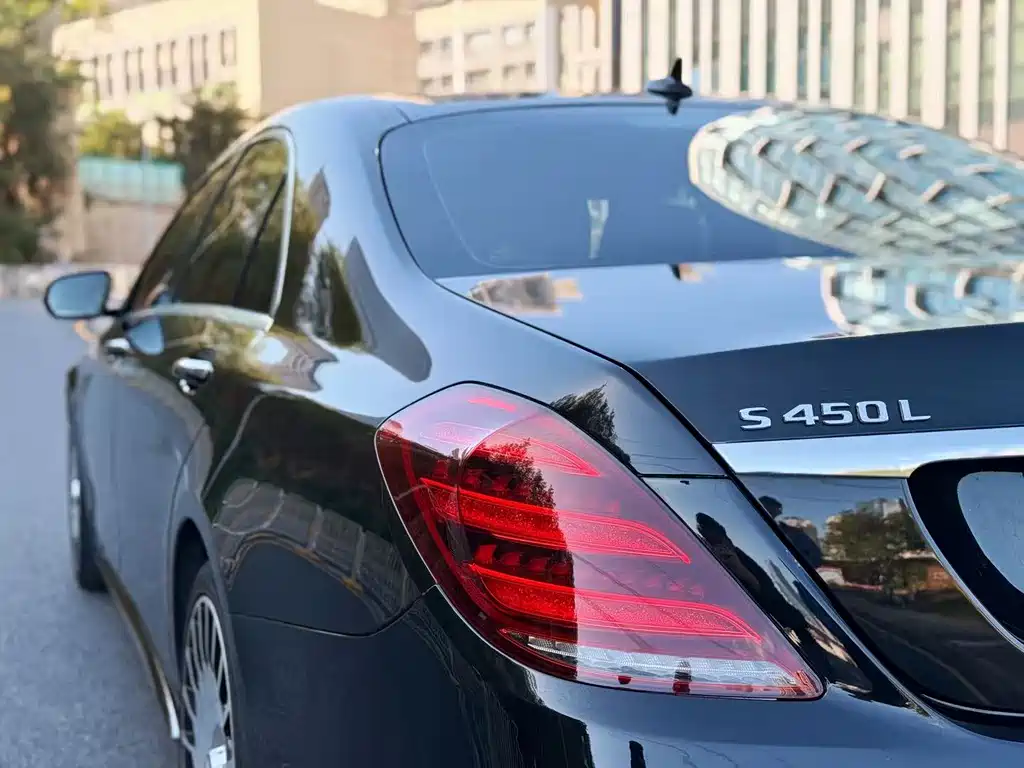MERCEDES-BENZ S CLASS