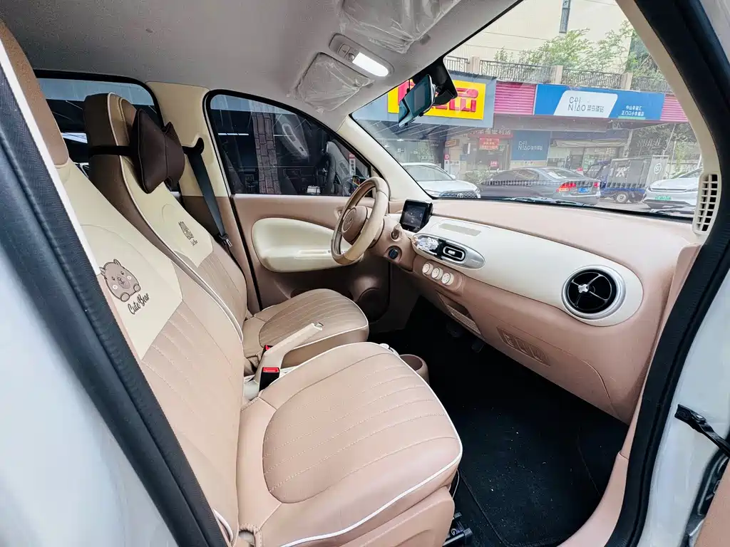 Wuling MINIEV — миниатюра 6