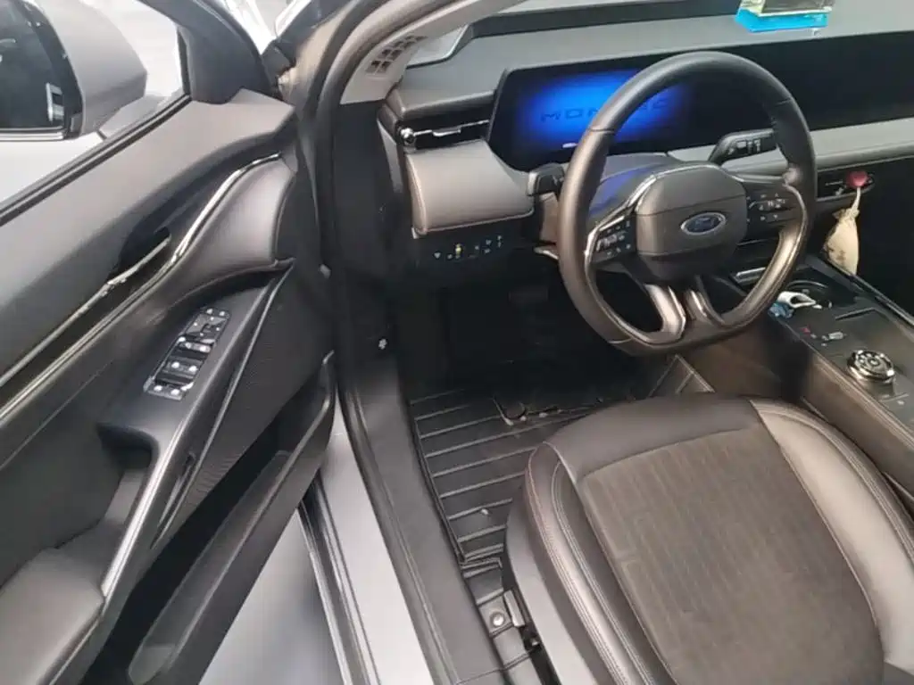 Ford Mondeo — миниатюра 16