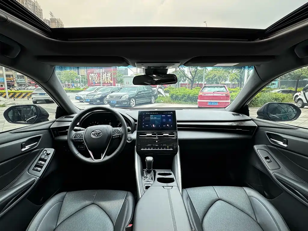 Toyota Avalon — миниатюра 16
