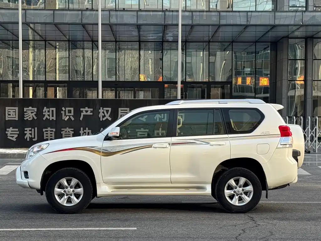 Toyota Land Cruiser Prado 2012 2.7L