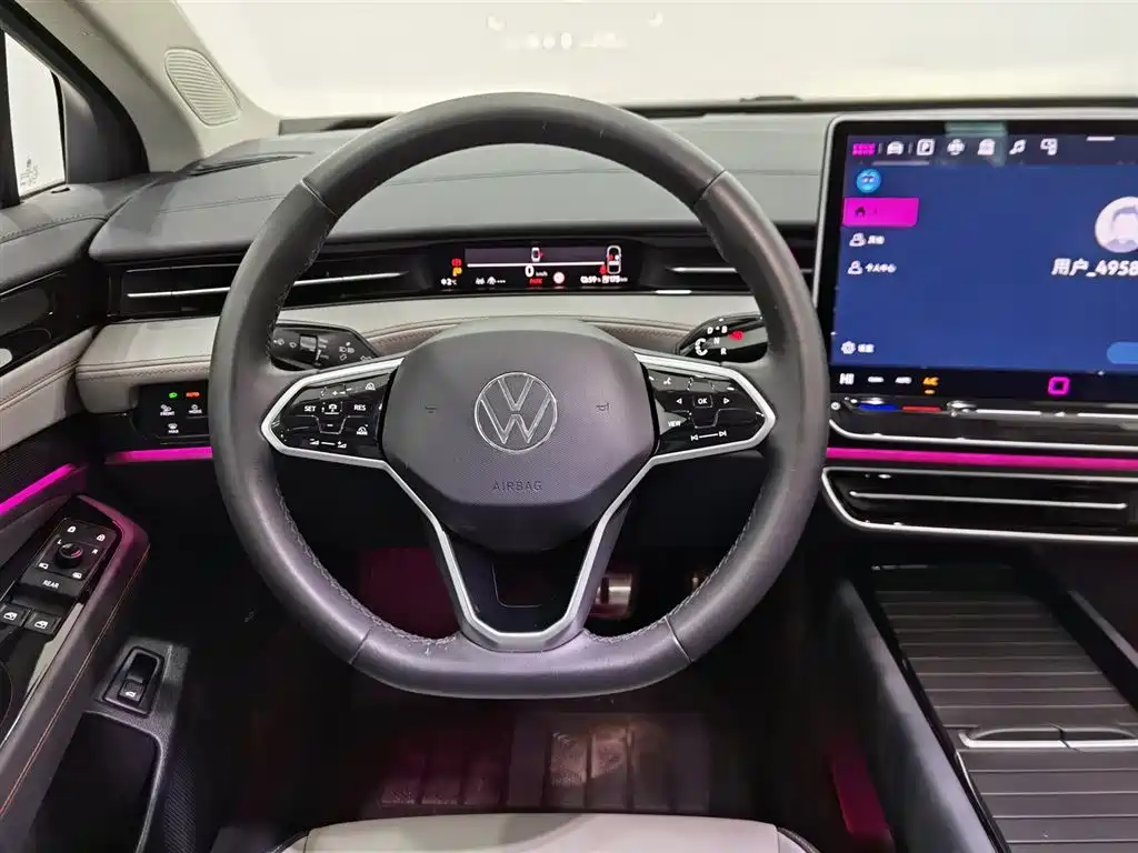 VOLKSWAGEN ID.7 VIZZION