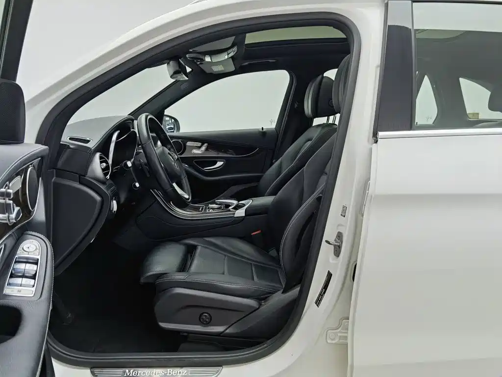 Mercedes-Benz GLC — миниатюра 10