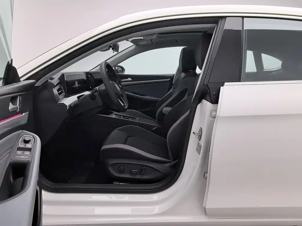 Volkswagen Lamando — миниатюра 10