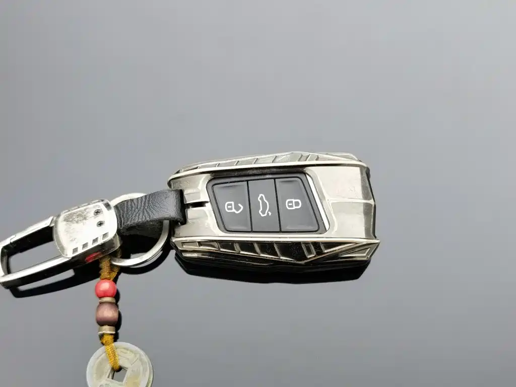 Volkswagen Passat PHEV — миниатюра 19