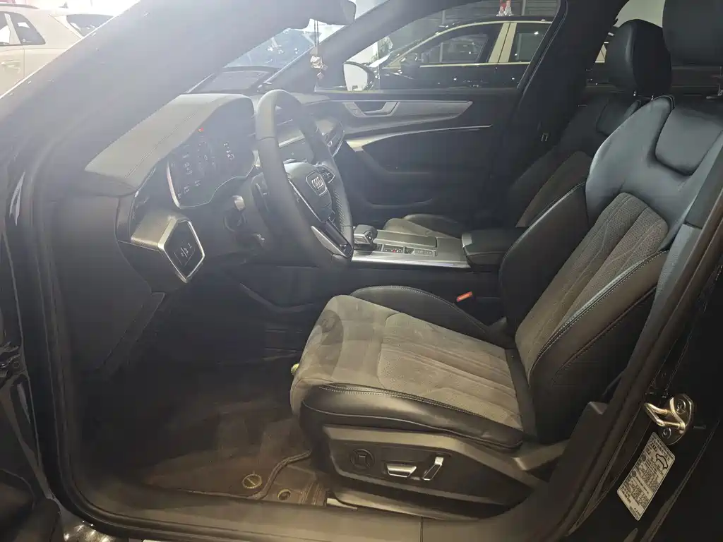 Audi A6L — миниатюра 10