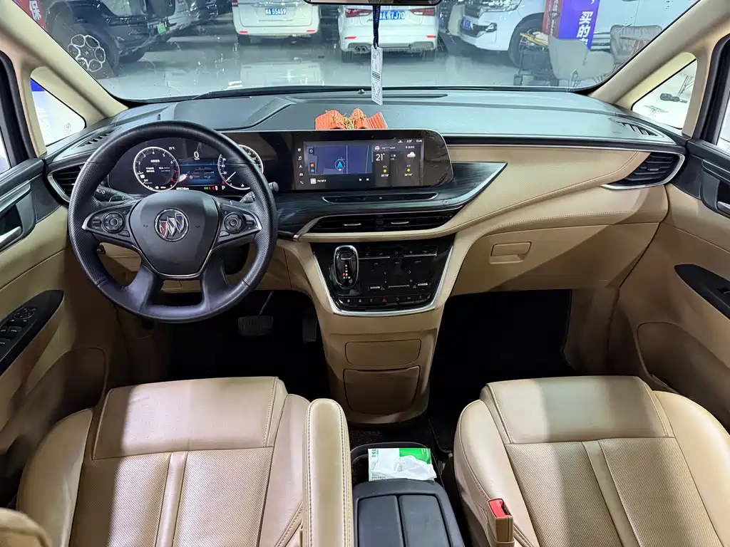 Buick GL8 — миниатюра 4