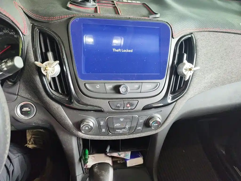 Chevrolet Equinox — миниатюра 6
