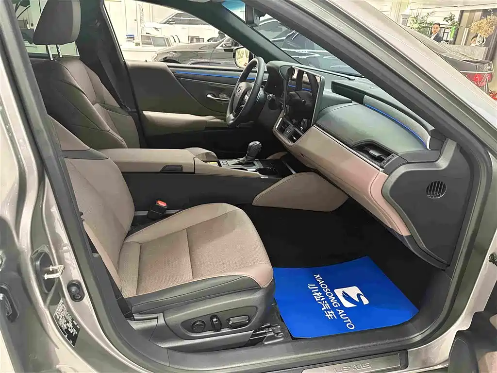 Lexus ES — миниатюра 18