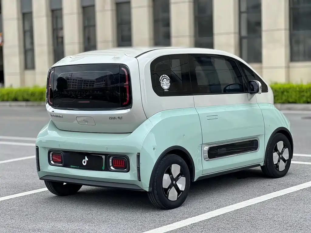 Baojun Kiwi EV