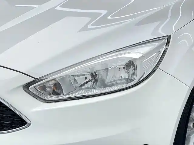 Ford Focus — миниатюра 19