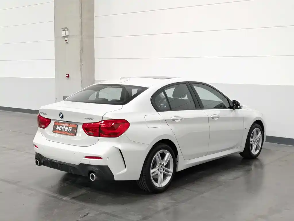 BMW 1 Series — миниатюра 2