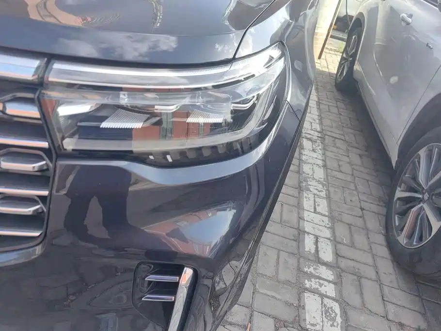 Ford Explorer — миниатюра 5
