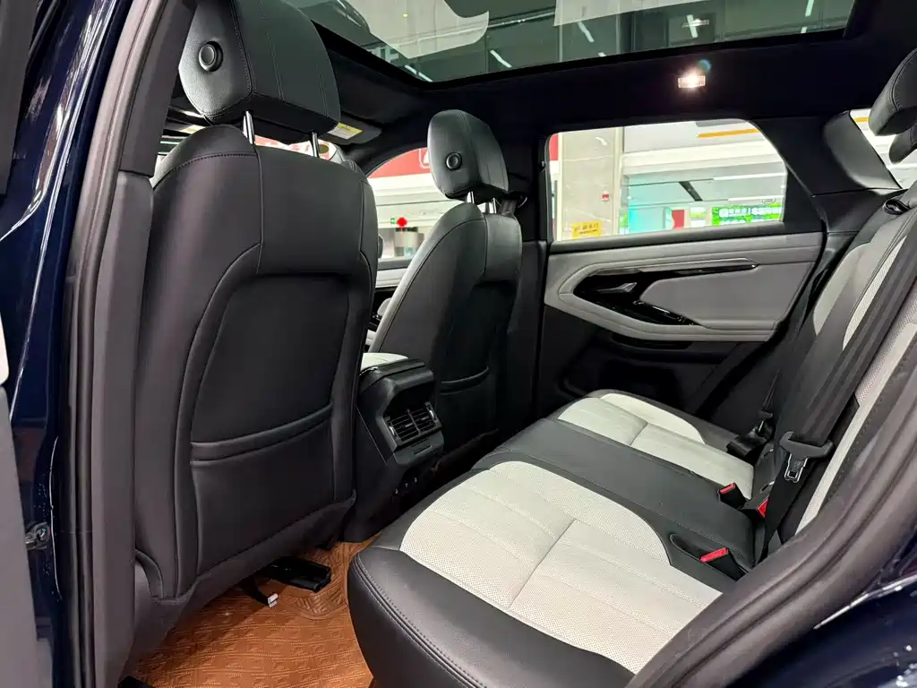 LAND ROVER RANGE ROVER AURORA